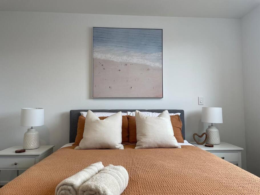 Parkside Retreat - 3 Beds -Sleeps 6 Near Westfield Villa Крайстчърч Екстериор снимка